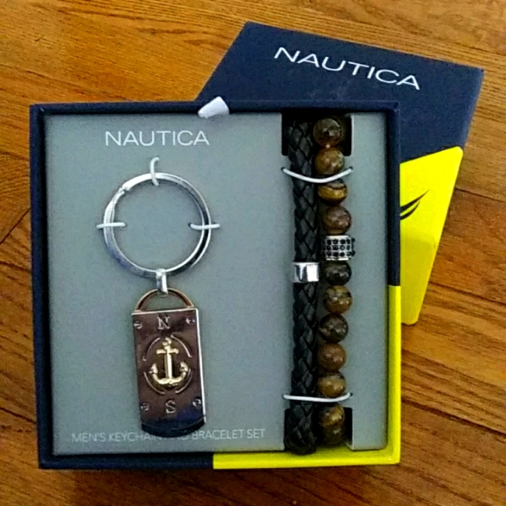 NWT NAUTICA Men's Keychain and Bracelets Set